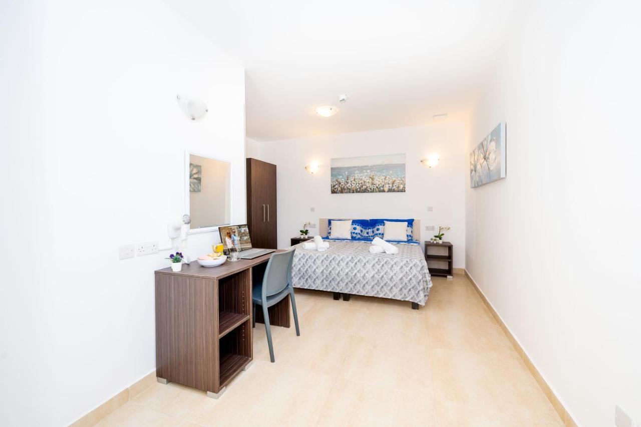 סיינט פול ביי Islet Promenade Seafront Family Apartment With 2 Balconies By Getawaysmalta מראה חיצוני תמונה