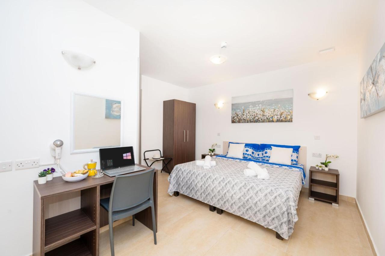 סיינט פול ביי Islet Promenade Seafront Family Apartment With 2 Balconies By Getawaysmalta מראה חיצוני תמונה